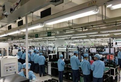 互聯網品牌扎堆線下渠道，卻為何還是干不過OPPO？